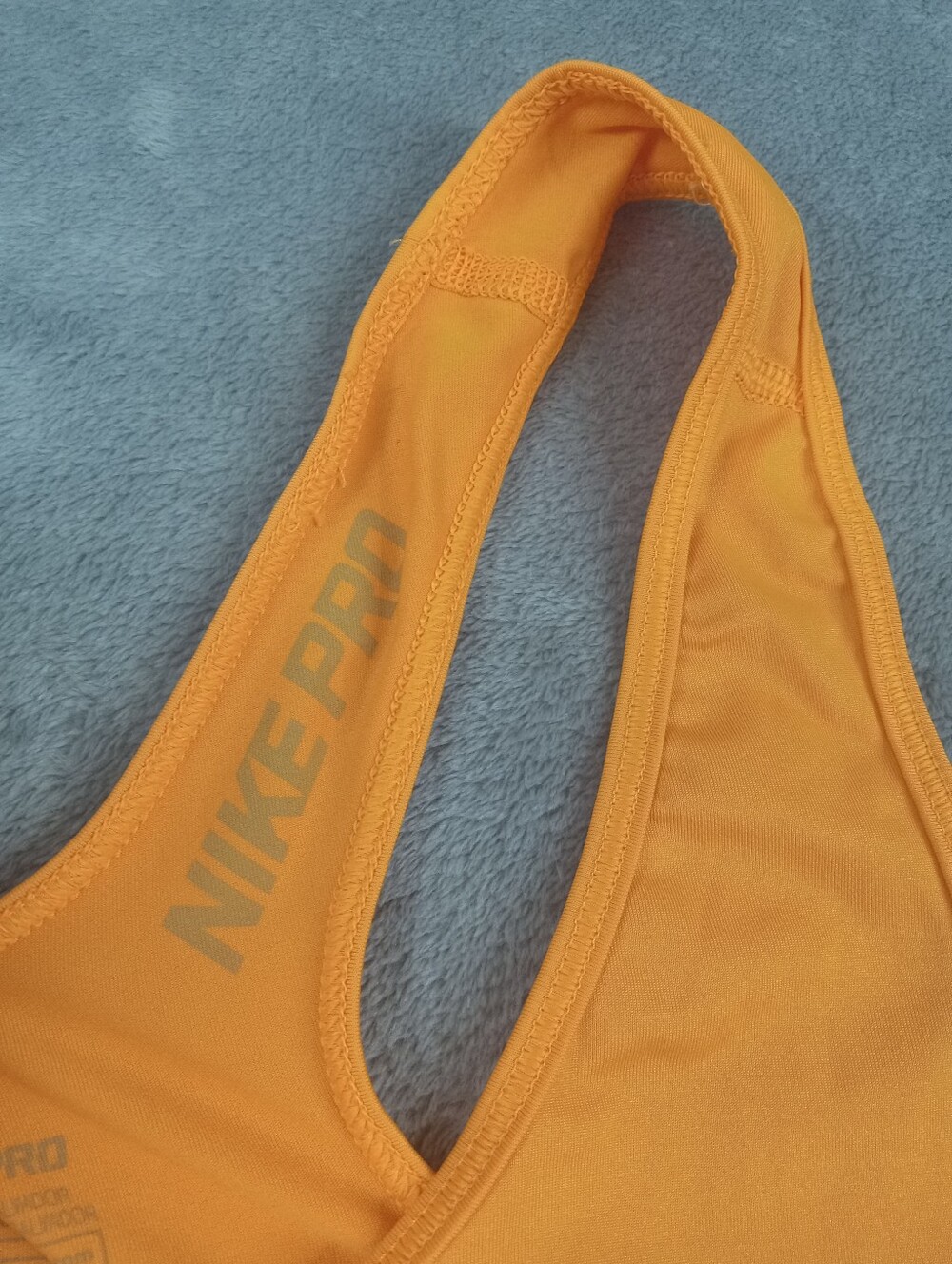 Nike Women's Orange Dri-FIT Racerback Tank Size Large - Picture 3 of 9